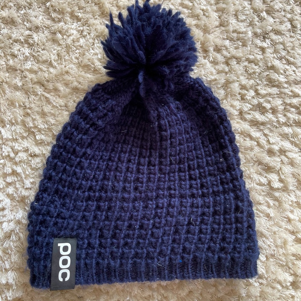 Navy blue pic beanie